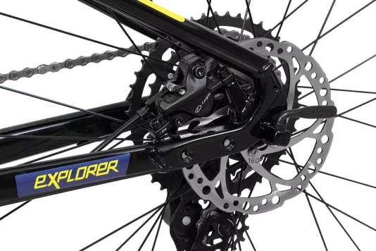 BICICLETA CALOI EXPLORER SPORT SHIMANO CUES 1X9V 2026
