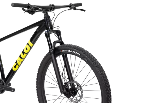 BICICLETA CALOI EXPLORER SPORT SHIMANO CUES 1X9V 2026