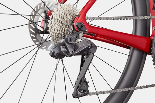 BICICLETA CANNONDALE SUPERSIX EVO CARBON 2 24V ULTEGRA DI2 VERMELHA