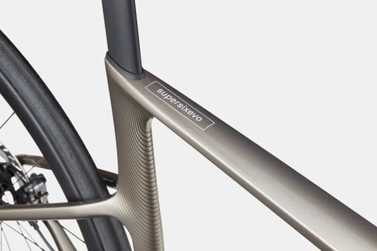 BICICLETA CANNONDALE SUPERSIX EVO CARBON 2 ULTEGRA DI2 24V BEGE
