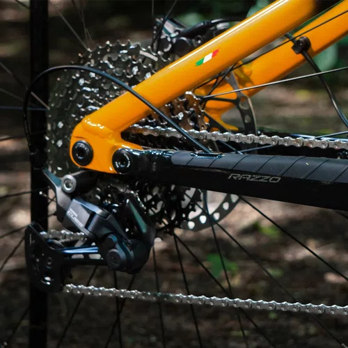 BICICLETA ELETRICA OGGI 29 RAZZO T-130 CUES 11V AMARELO/PRETO 2026