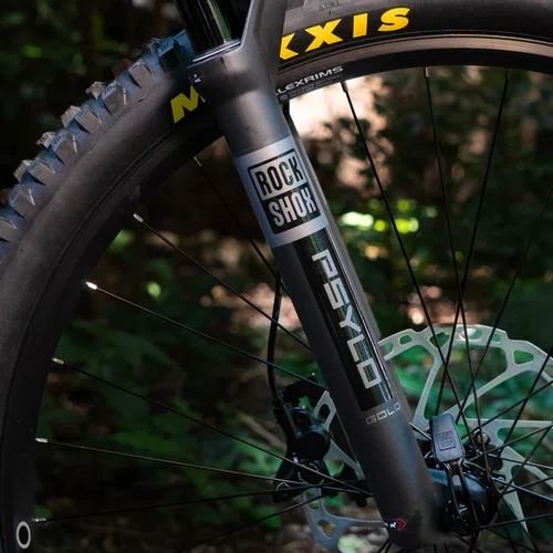 BICICLETA ELETRICA OGGI 29 RAZZO T-130 CUES 11V AMARELO/PRETO 2026