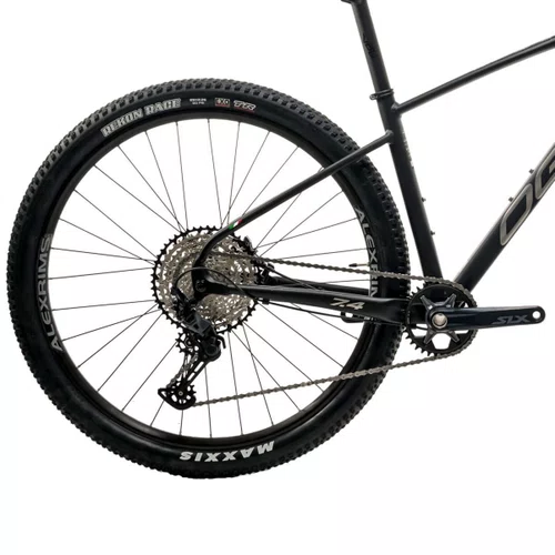 Bicicleta 29 Oggi 7.4 Shimano SLX 2026 - Grafite/Preto