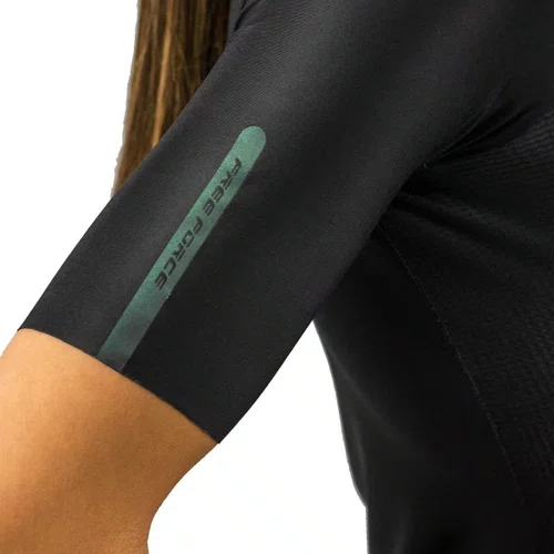 Camisa de Ciclismo Free Force Training Blackout Feminina