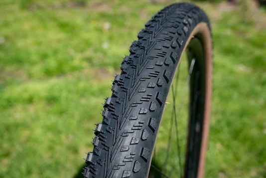 PNEU VITTORIA MTB VITTORIA PEYOTE XC TRAIL 29X2.4 TLR/DOBRAVEL/E-BIKE READY
