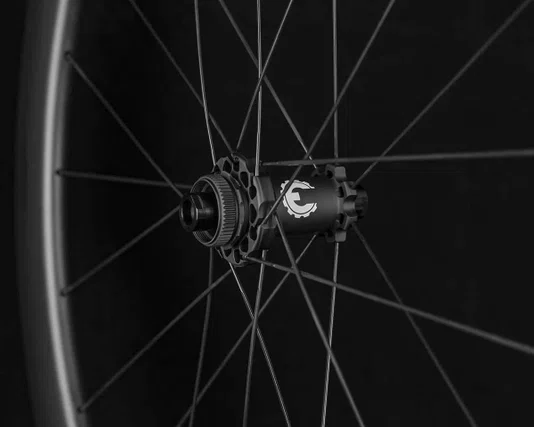 RODA ROAD ELITEWHEELS MARVEL 50D 12X142 CENTER LOCK UD BRANCO FOSCO