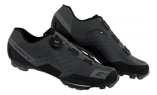 SAPATILHA DE MOUNTAIN BIKE GAERNE CARBON G. HURRICANE PRETO
