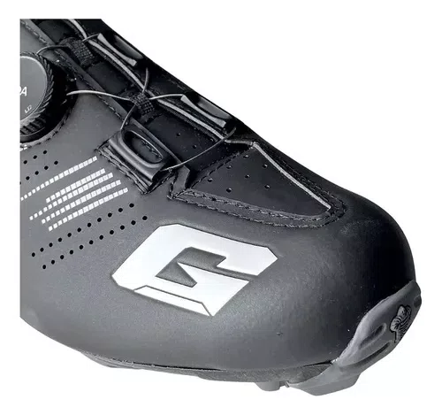 SAPATILHA MOUNTAIN BIKE GAERNE CARBON G. KOBRA PRETO FOSCO