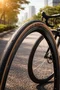 Pneu Continental Ultra Sport III 700x28 Preto C/ Marrom Kevlar
